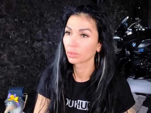 -BABAYAGA- on BongaCams 