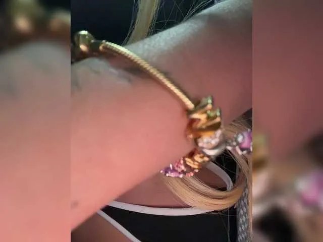 Freechat lucygirl- on BongaCams