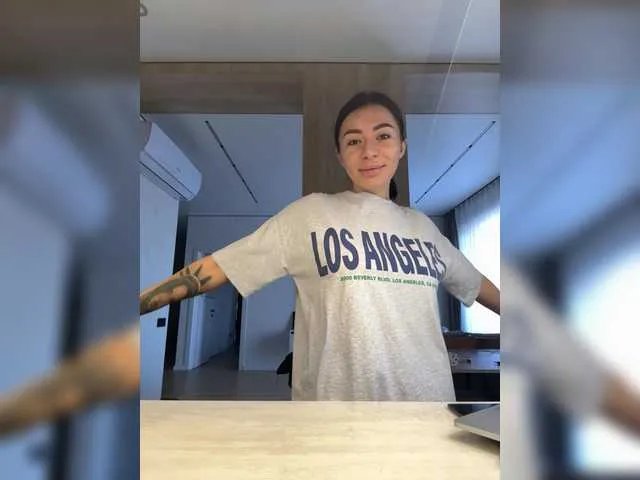 Freechat LunaDesire on BongaCams