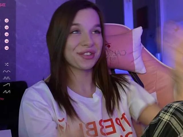 MossiPolli on BongaCams 