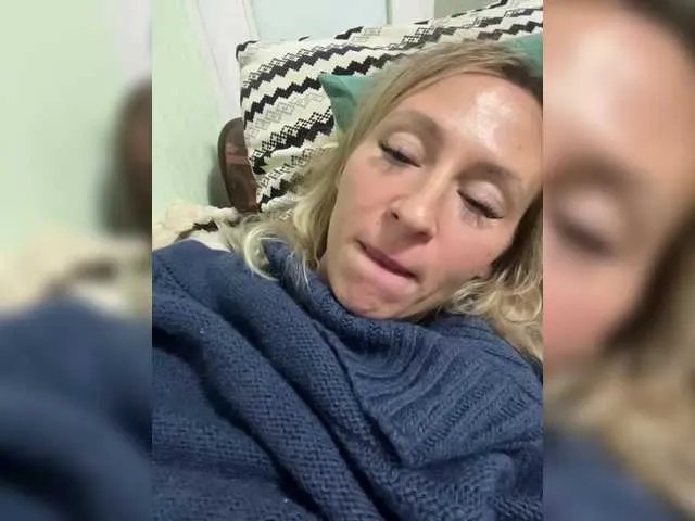 Freechat Saveta on BongaCams