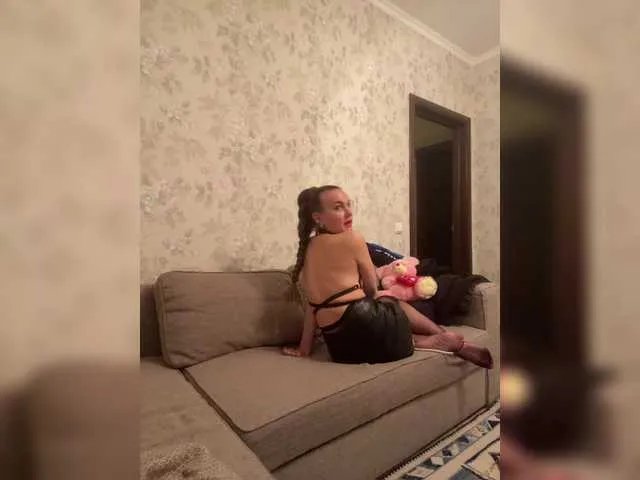 Freechat YuGoVi on BongaCams