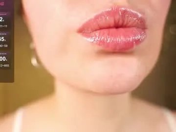 alma_yammy on Chaturbate 