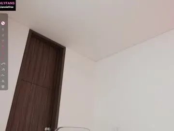 Freechat annieguzman_ on Chaturbate
