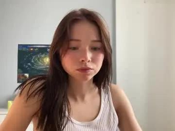 Freechat anntics_ on Chaturbate