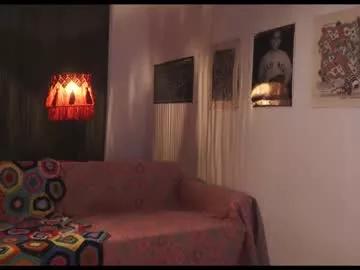 Freechat anntics_ on Chaturbate