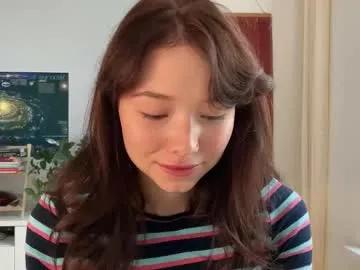 Freechat anntics_ on Chaturbate