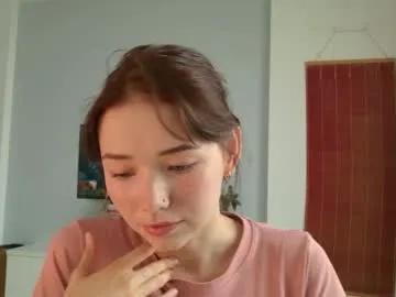 Freechat anntics_ on Chaturbate