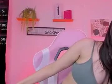 Away ariadnaz on Chaturbate