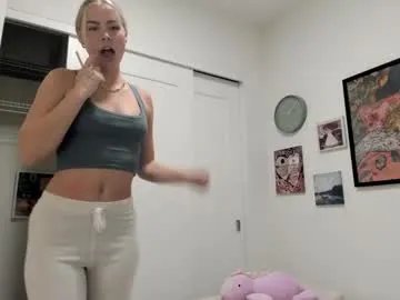 Freechat ariah_is_blonde on Chaturbate