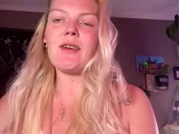 Freechat dickeddownsouth on Chaturbate