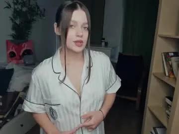 Freechat doramoonlurk on Chaturbate