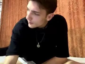Freechat emiliacouple on Chaturbate