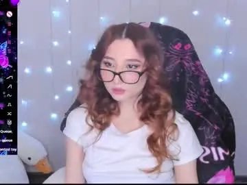 Freechat emily_cline on Chaturbate