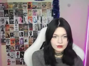 emmadarkk on Chaturbate 