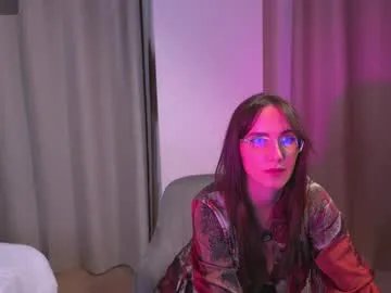 Freechat hell_lo on Chaturbate