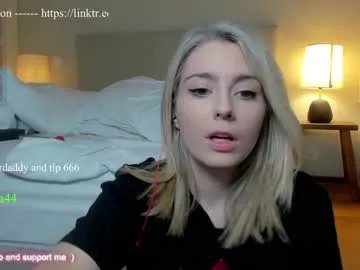 Freechat kimilee22 on Chaturbate