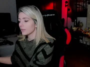 Freechat kimilee22 on Chaturbate