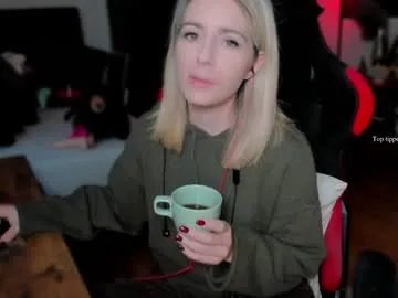 Freechat kimilee22 on Chaturbate