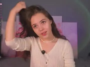 Away kissiekat on Chaturbate