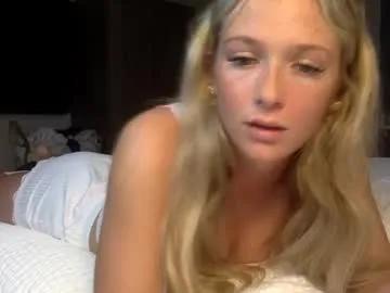 Private korinaluvv on Chaturbate