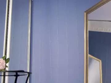 Away kriskras__ on Chaturbate