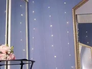 Away kriskras__ on Chaturbate