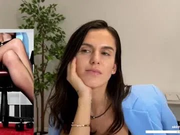 Freechat legswattitude on Chaturbate