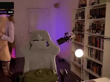 Freechat loony_moony on Chaturbate