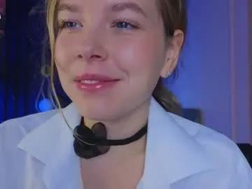 milly_shy on Chaturbate 