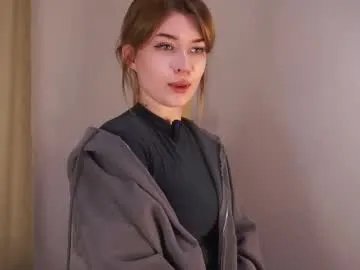 Freechat quyenkjos on Chaturbate