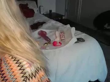 Freechat shyy_petitebaby on Chaturbate