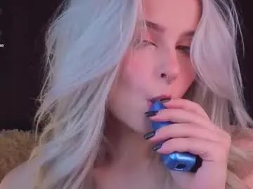 sunshinegirlx on Chaturbate 