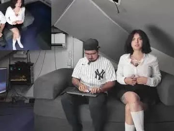 Freechat the_mao_game on Chaturbate