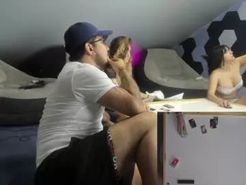 Freechat the_mao_game on Chaturbate